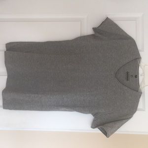 Alphalete, medium, short sleeve v-neck